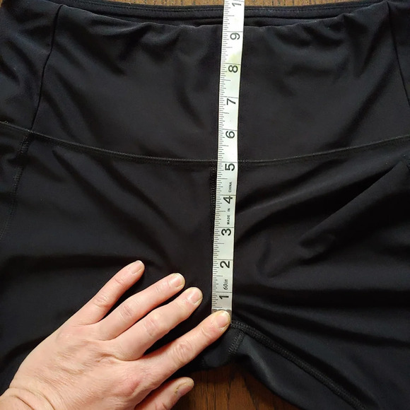 Hind Black and Mesh Activewear Capri Workout Leggings Size Women's Medium - Picture 11 of 14